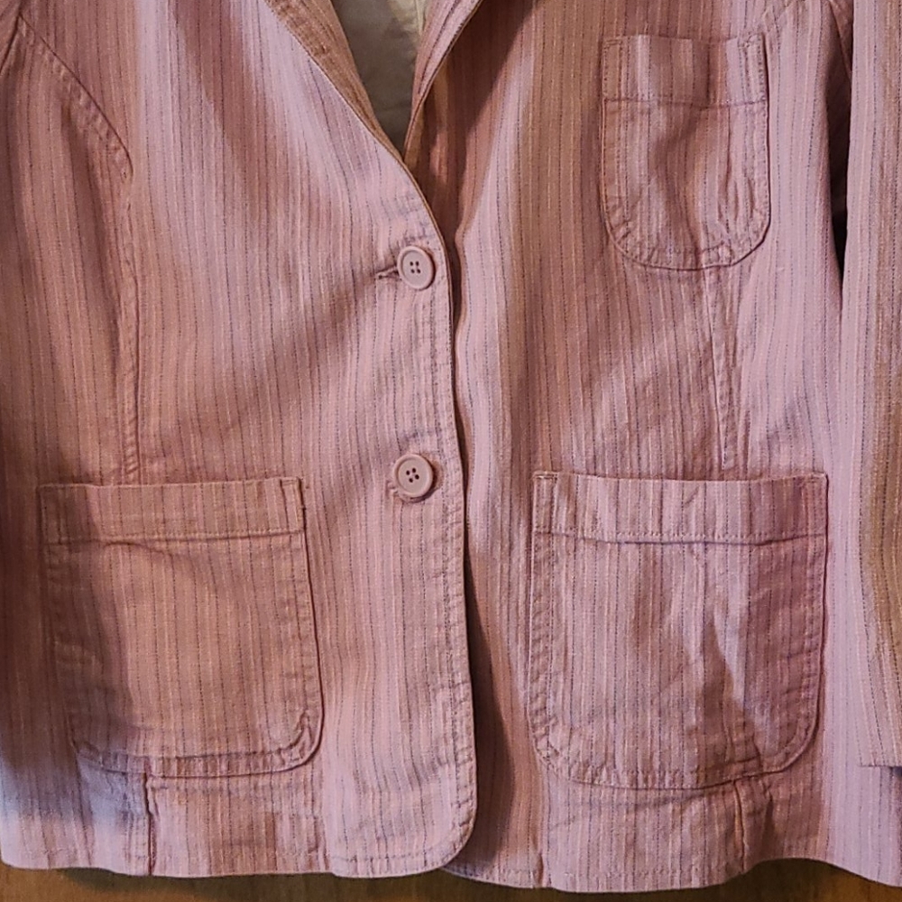 Pink jacket - Picture 3 of 12